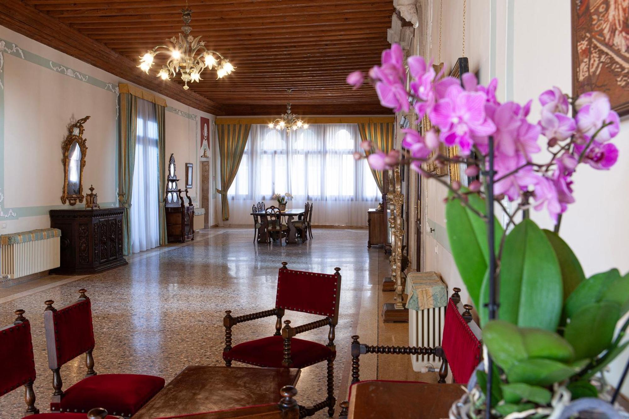 Luxury Apartment Pesaro Papafava Venecia Exterior foto